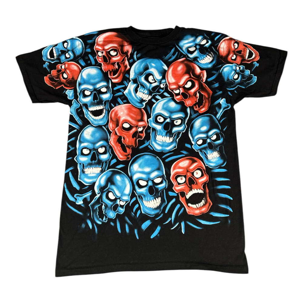 NWOT Liquid Blue Pile Red/Blue Skulls Sz M